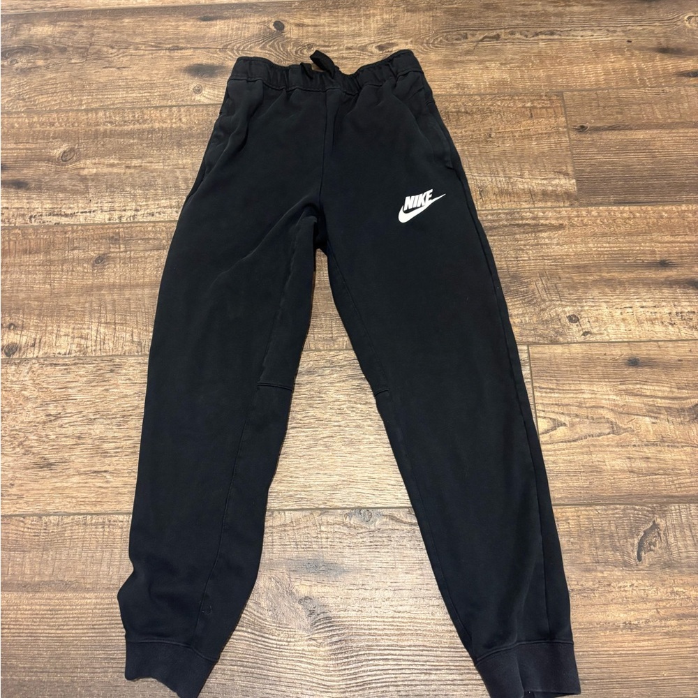 Nike Black Sweatpants Tapered Fit Elastic Waistband